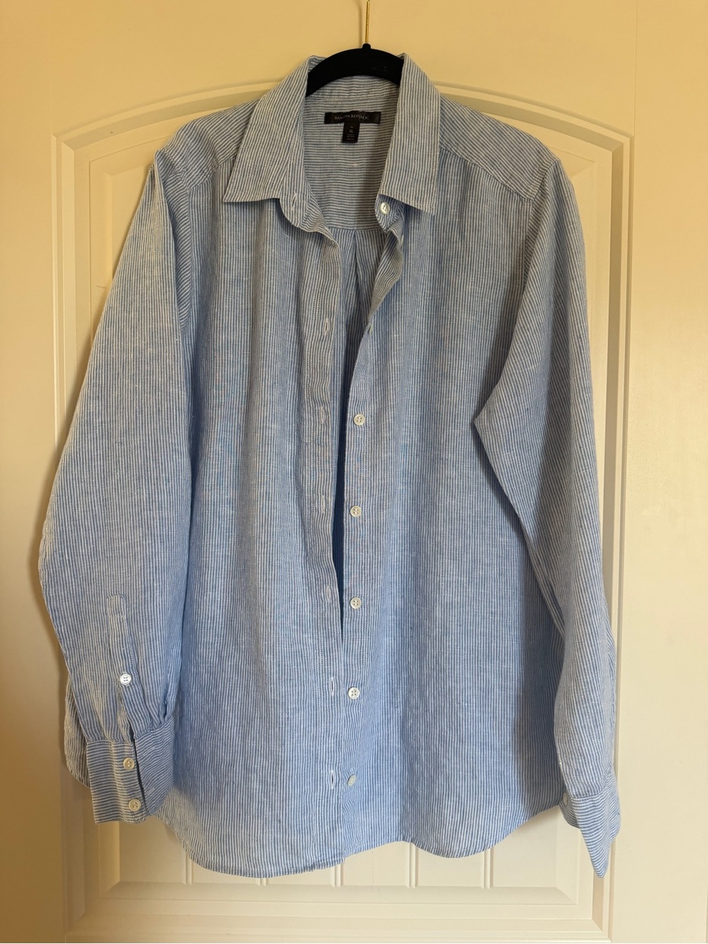 Banana Republic Light Blue Pinstripe Dress Shirt